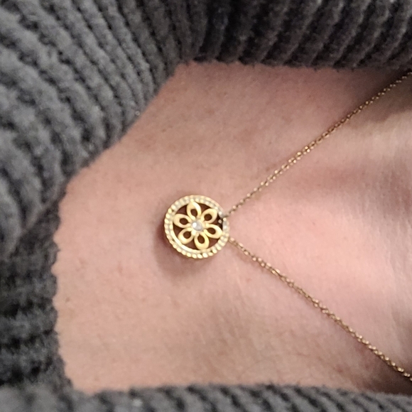 Coach Gold Floral Cutout Necklace with gemstones Vintage jewelry ✨️ - Picture 1 of 14